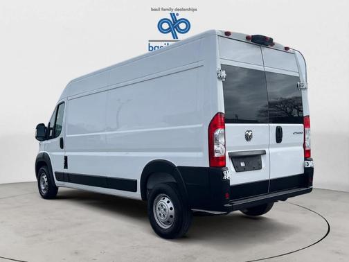 Bright White Clearcoat 2023 RAM ProMaster 2500 High Roof
