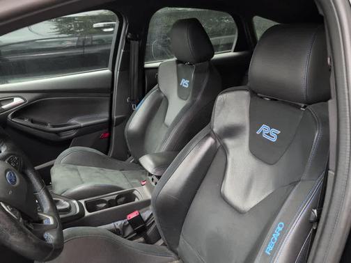 2016 Ford Focus RS Base