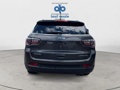 Granite Crystal Clearcoat Metallic 2022 Jeep Compass Limited