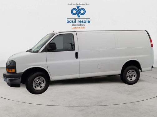 2023 GMC Savana 2500 Work Van