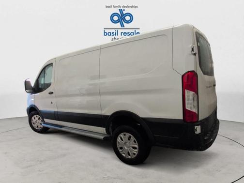 2024 Ford Transit-250 