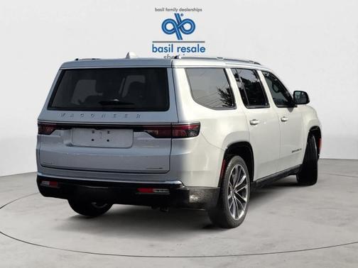 2022 Jeep Wagoneer Series III