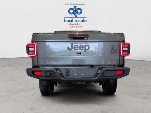 2021 Jeep Gladiator Sport