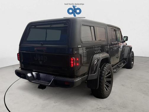 2021 Jeep Gladiator Sport