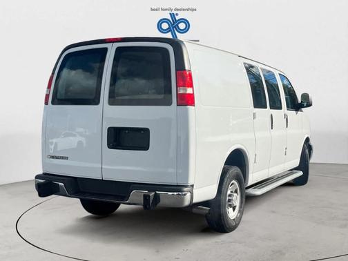 2023 Chevrolet Express 2500 Work Van
