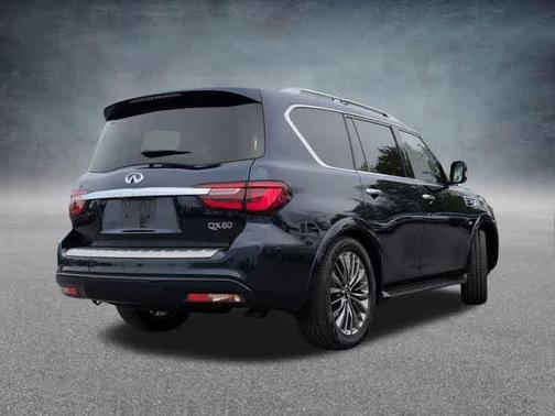 2018 INFINITI QX80 Base
