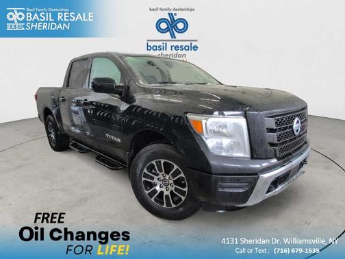 2024 Nissan Titan SV