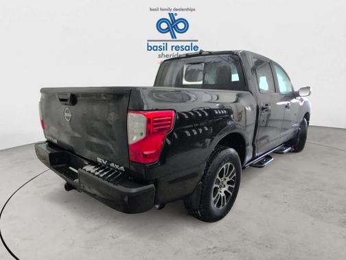 2024 Nissan Titan SV