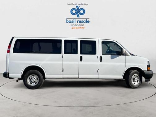 2021 Chevrolet Express 3500 LS