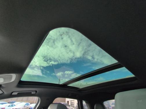 2024 Audi Q3 45 S line Premium