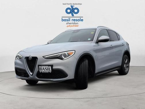 2021 Alfa Romeo Stelvio Base
