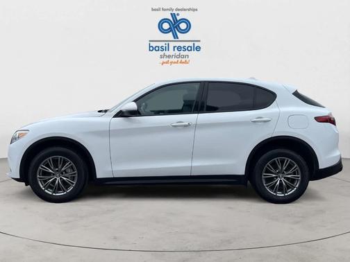 2023 Alfa Romeo Stelvio Sprint