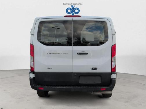 2023 Ford Transit-250 