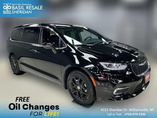 2025 Chrysler Pacifica Select