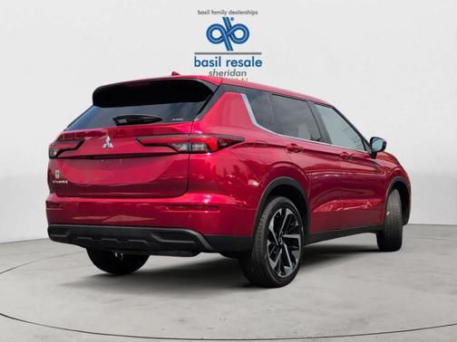 2022 Mitsubishi Outlander ES
