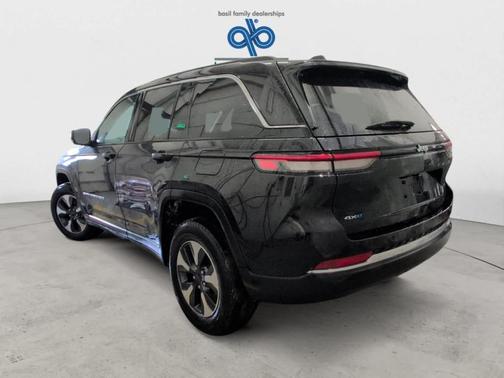 2022 Jeep Grand Cherokee 4xe Base