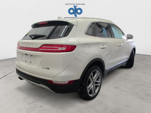 2015 Lincoln MKC Base