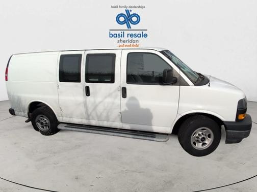 2023 GMC Savana 2500 Work Van
