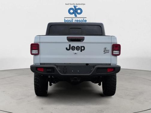 2023 Jeep Gladiator Sport