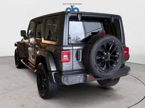 Granite Crystal Clearcoat Metallic 2023 Jeep Wrangler 4xe Sahara