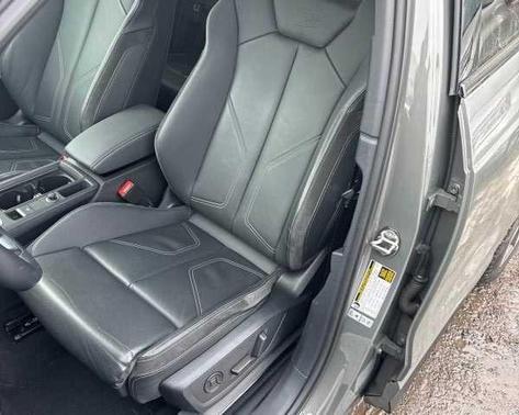2023 Audi Q3 45 S line Premium