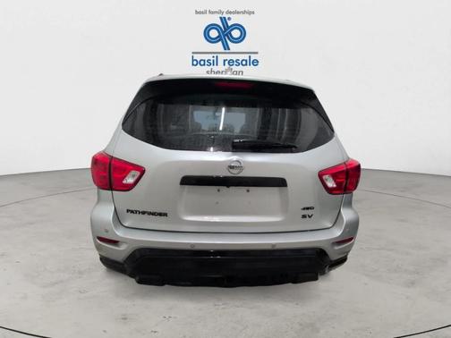 2019 Nissan Pathfinder SV