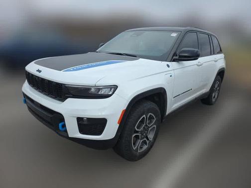 Bright White Clearcoat 2022 Jeep Grand Cherokee 4xe Trailhawk