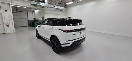2022 Land Rover Range Rover Evoque R-Dynamic SE
