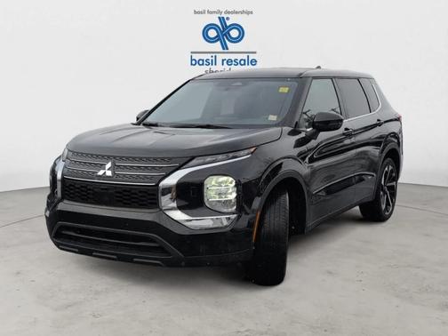 2022 Mitsubishi Outlander ES