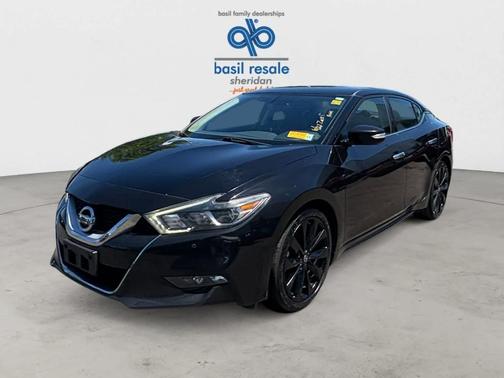 Black 2017 Nissan Maxima 3.5 SR