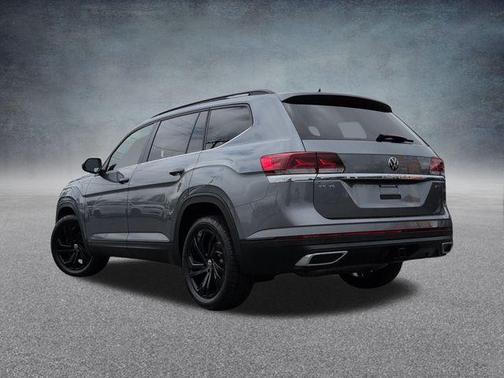 2022 Volkswagen Atlas 3.6L SE w/Technology
