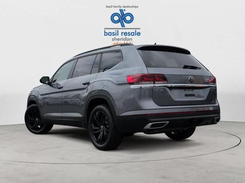 2022 Volkswagen Atlas 3.6L SE w/Technology