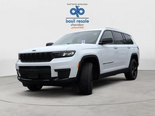 2023 Jeep Grand Cherokee L Laredo