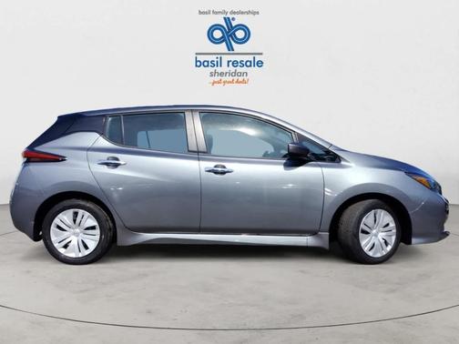 2023 Nissan Leaf S