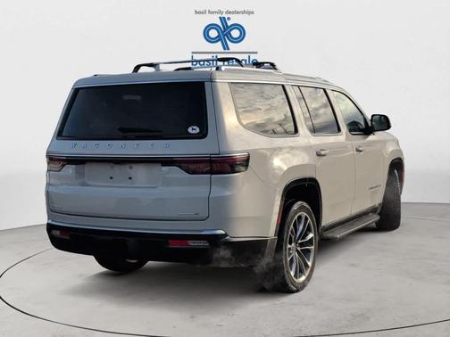 2022 Jeep Wagoneer Series II
