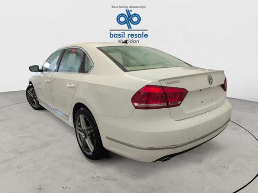 2013 Volkswagen Passat 2.0 TDI SEL Premium