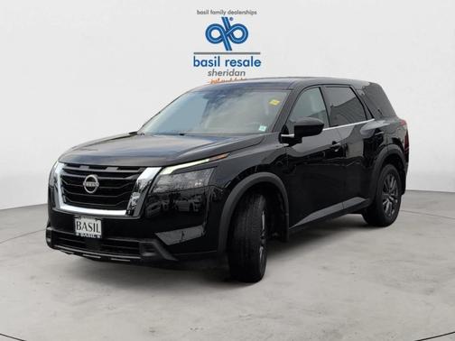 2024 Nissan Pathfinder S