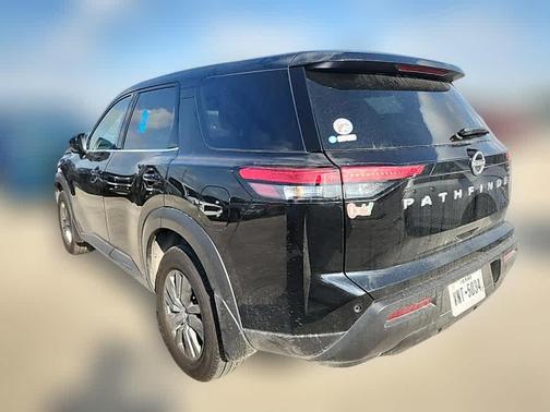 2024 Nissan Pathfinder S