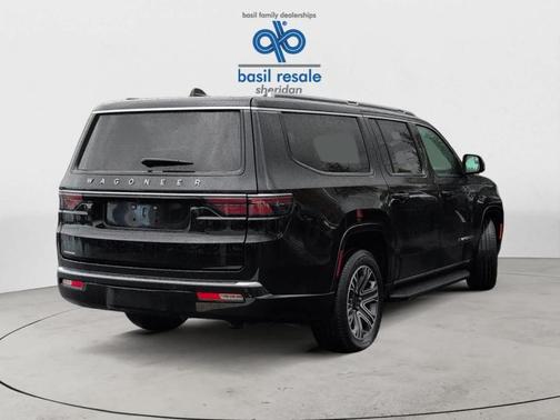 2023 Jeep Wagoneer L Base