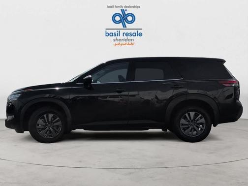 2024 Nissan Pathfinder S