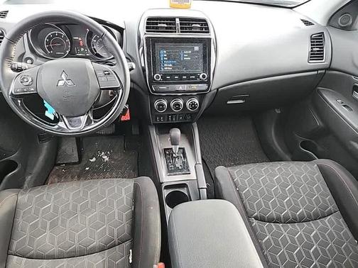 2024 Mitsubishi Outlander Sport LE