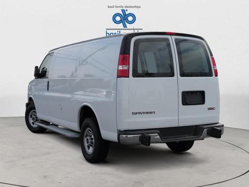 2023 GMC Savana 2500 Work Van