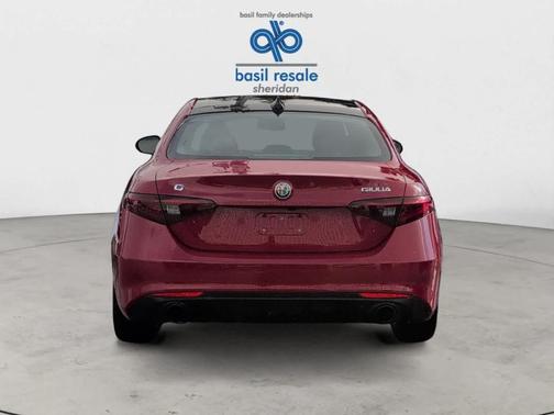 2022 Alfa Romeo Giulia Ti