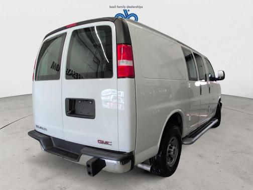 2024 GMC Savana 2500 Work Van