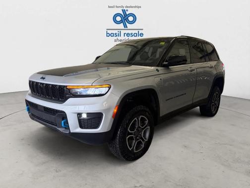 2023 Jeep Grand Cherokee 4xe Trailhawk
