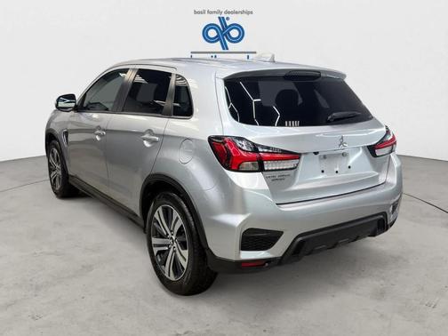 2024 Mitsubishi Outlander Sport SE