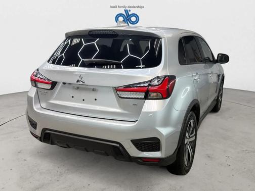 2024 Mitsubishi Outlander Sport SE