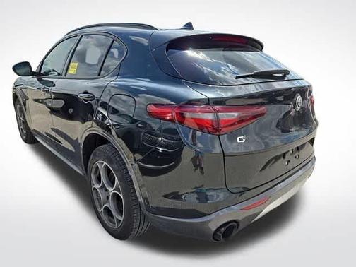 2022 Alfa Romeo Stelvio Ti