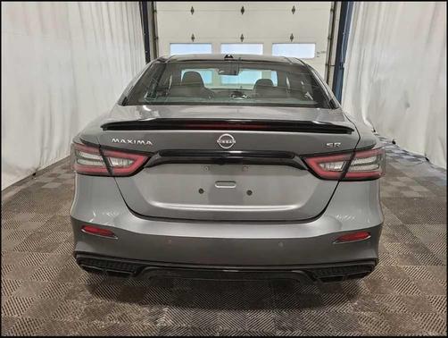2023 Nissan Maxima SR