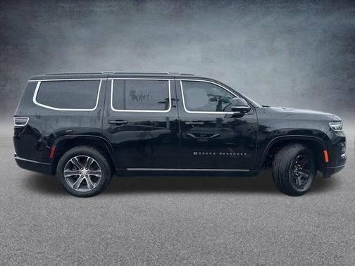 2023 Jeep Grand Wagoneer Base